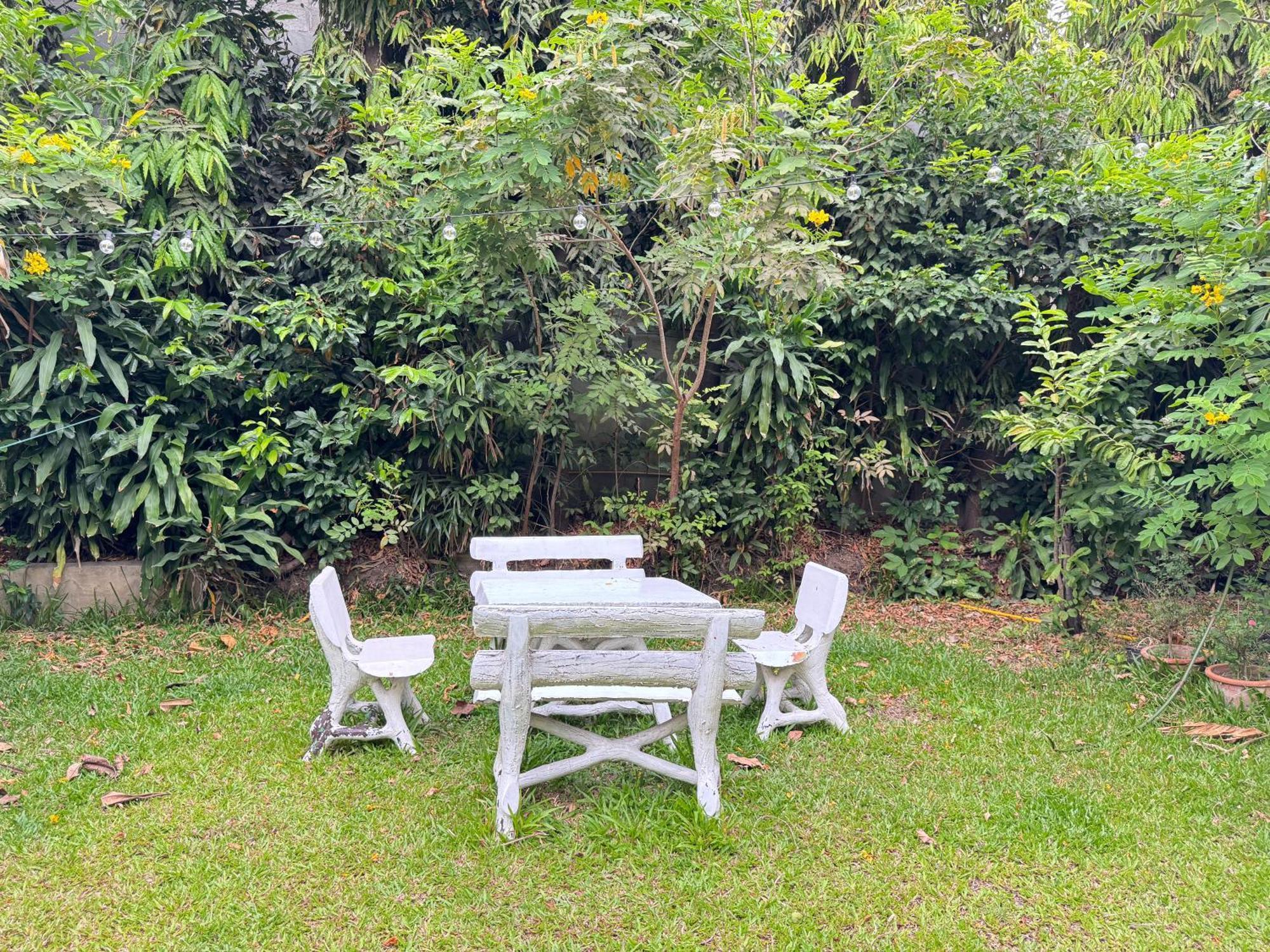 Collection O Khu Mueang Near Tha Phae Gate Formerly Lai Thai Guesthouse Čiang Mai Exteriér fotografie